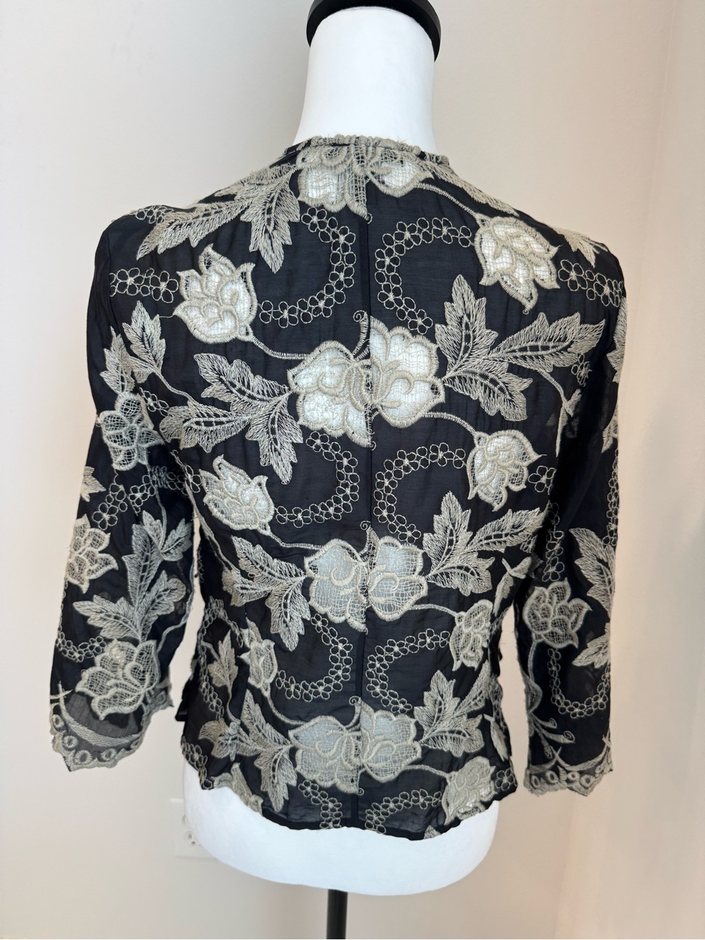 Alberto Makali Silk Cotton Embroidered Floral Tie-Front Top Boho M - Picture 5 of 7